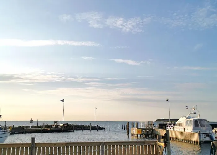 Sleeping On The Gilgaboat!