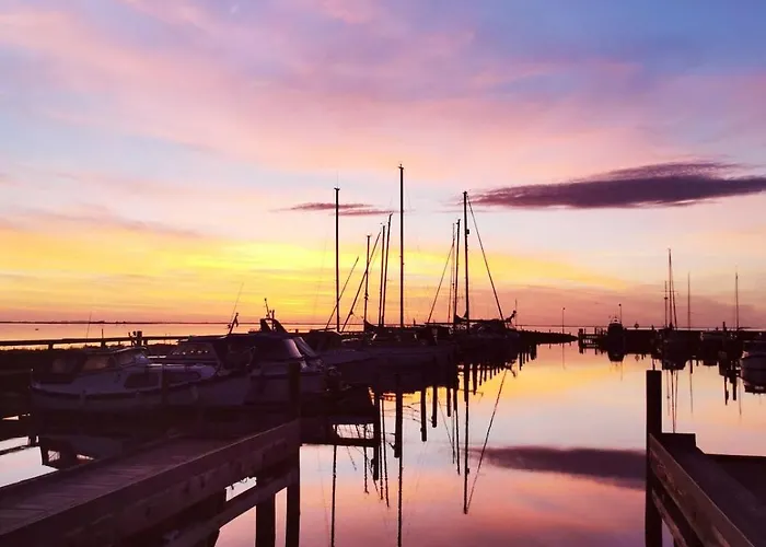 Sleeping On The Gilgaboat! *